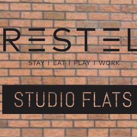 Restel Studio Flats Haiderabad Buitenkant foto