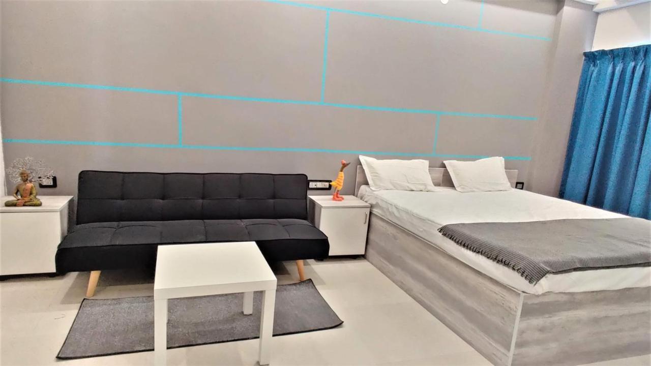 Restel Studio Flats Haiderabad Buitenkant foto